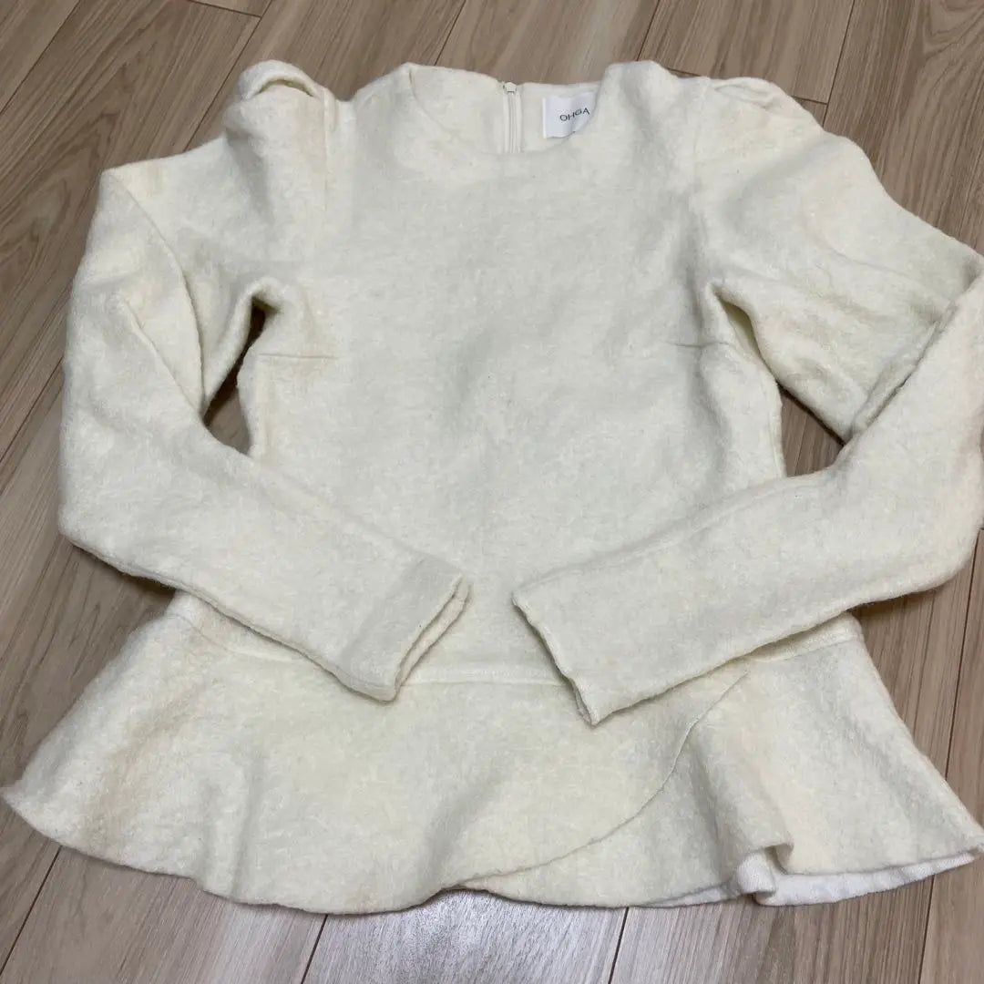 OHGA Souffle Knit Knit Peplum White Tops