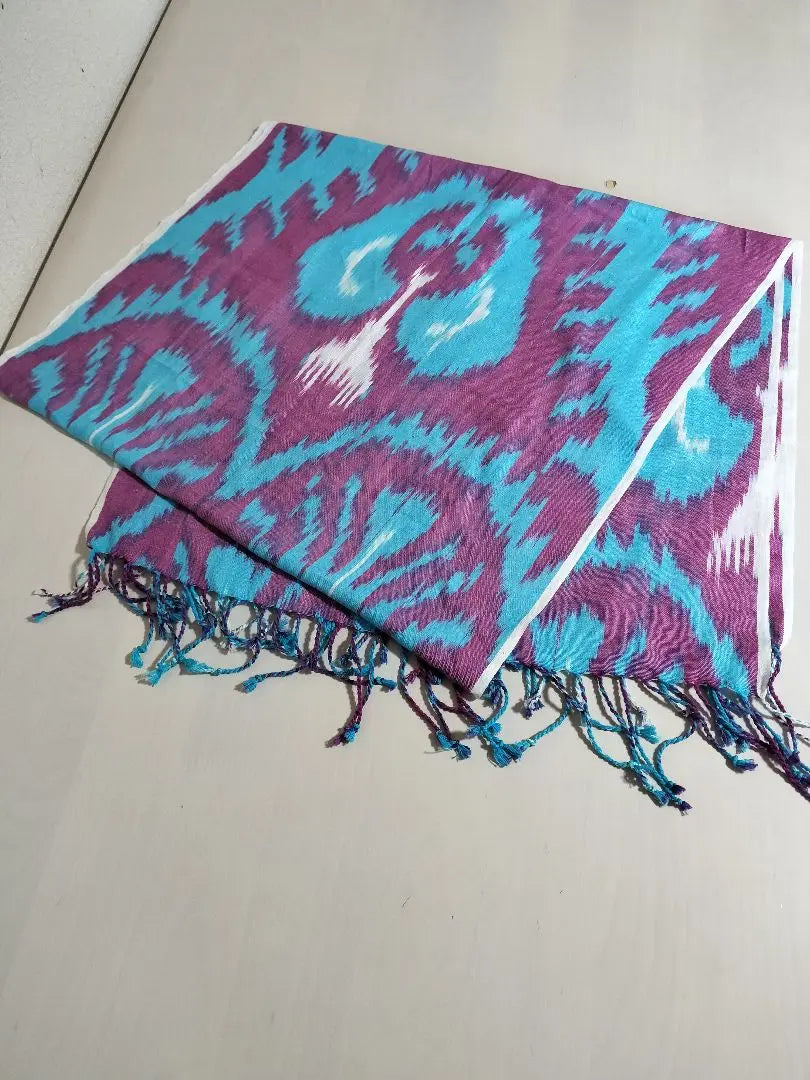 Adrass scarf stole made in Uzbekistan