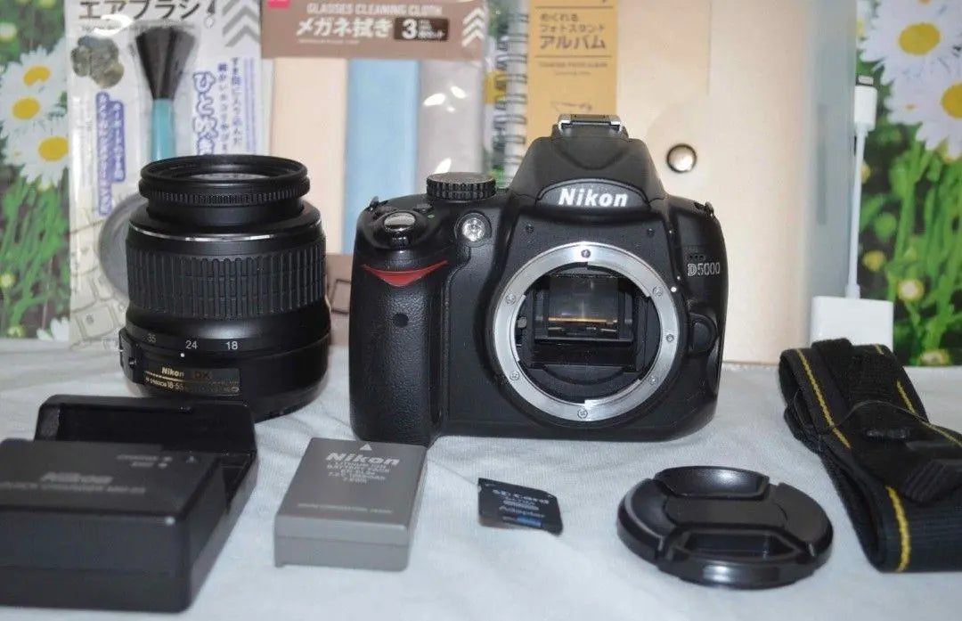 ❤Good condition❤Nikon D5000❤Screen rotates❤Selfie OK❤Smartphone transfer❤