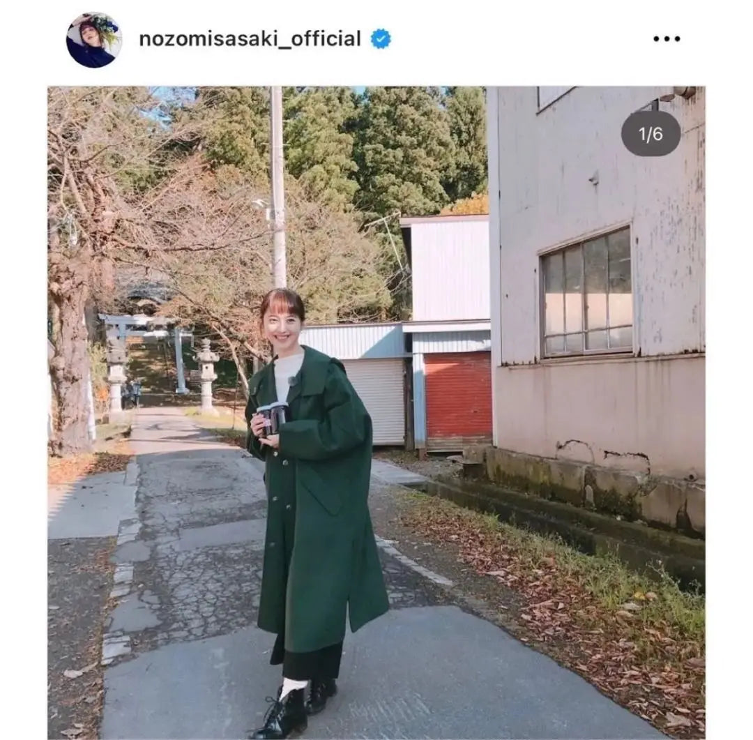 Lechel Blue, worn by Sasaki Nozomi Hooded Over COAT Green