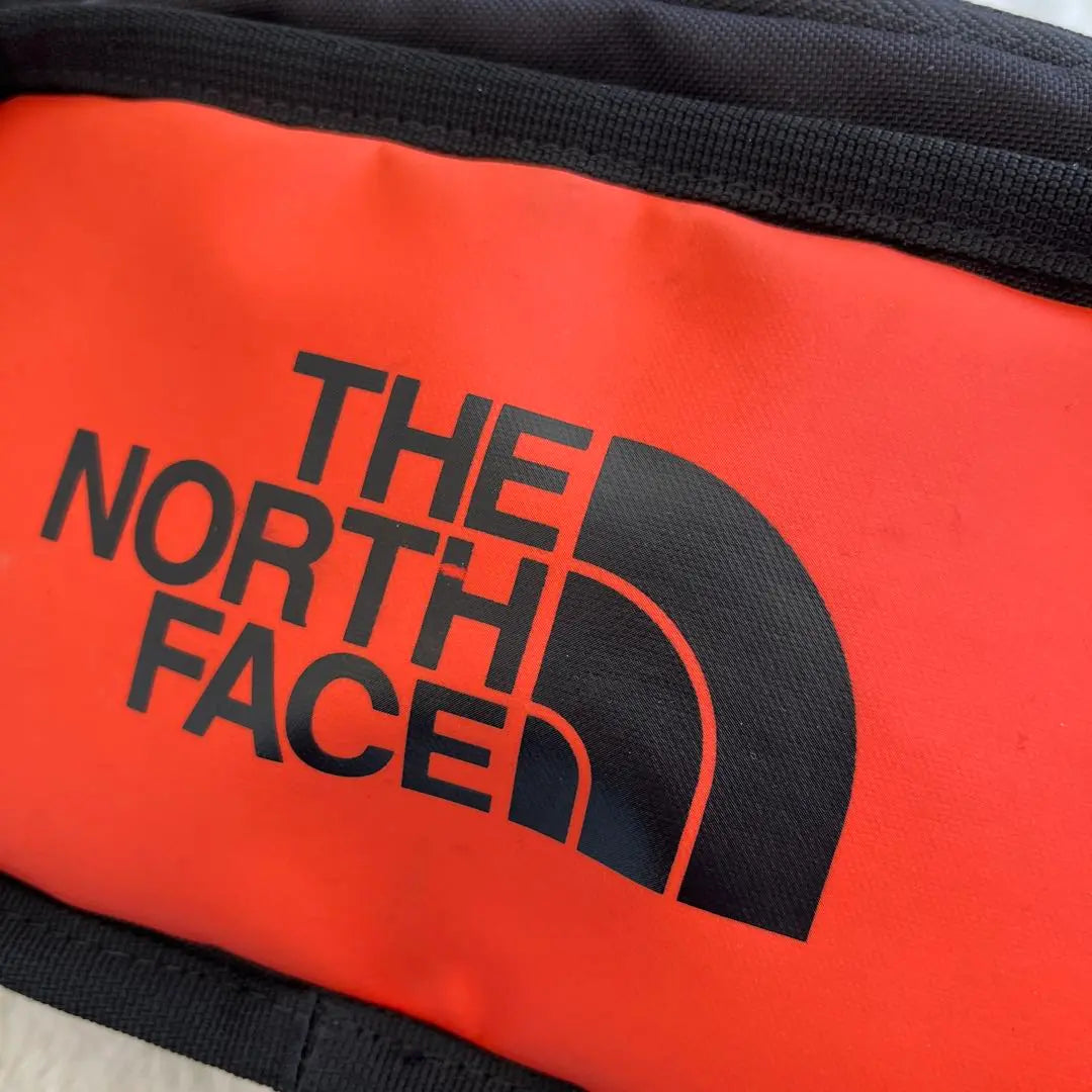 THE NORTH FACE Body Bag Riñonera Naranja/Negro