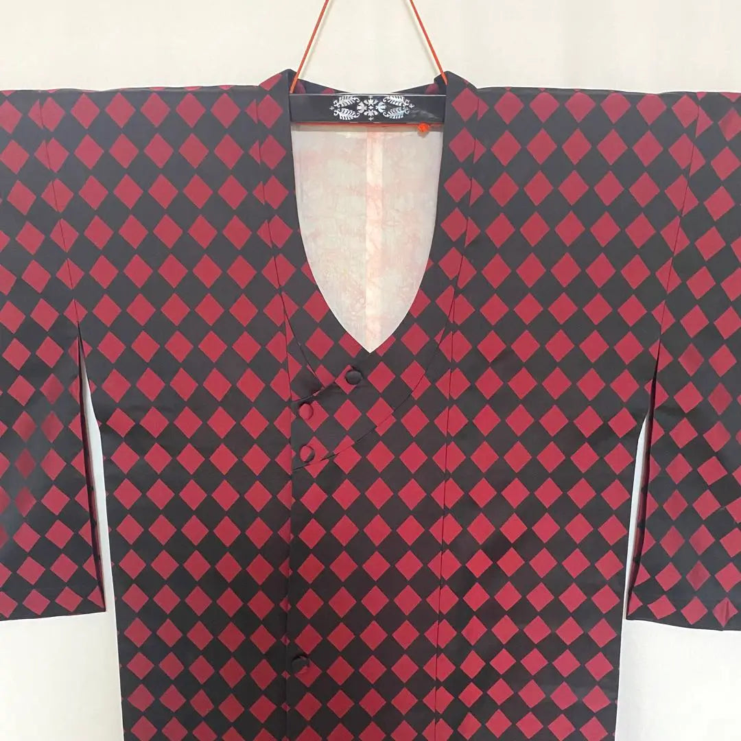 4k2573 Impermeable, seda pura, una sola capa, cuello Chiyoda, patrón de diamantes, rojo, negro, estampado, kimono japonés