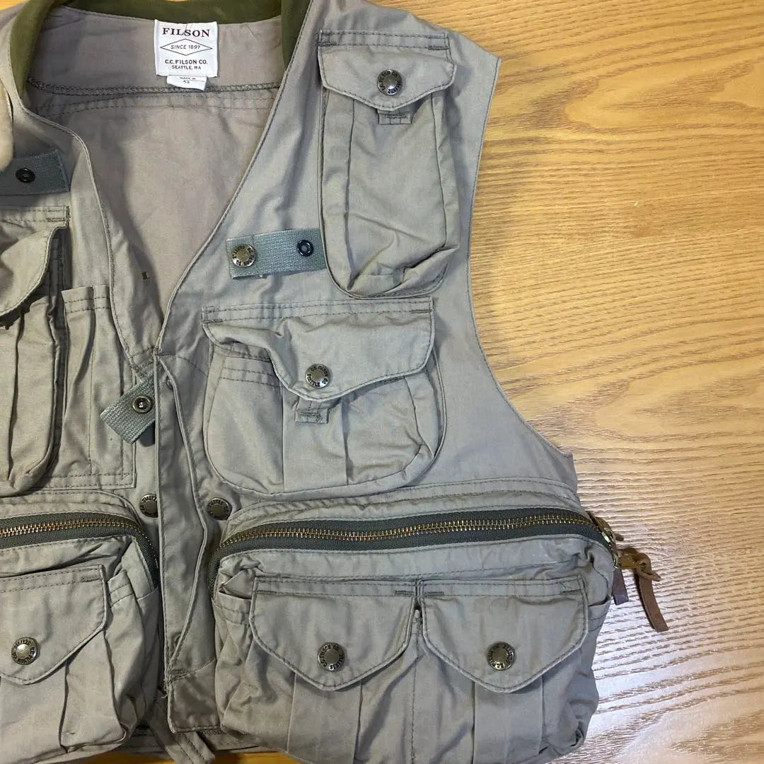 Filson Fishing Vest SIZE XS Used