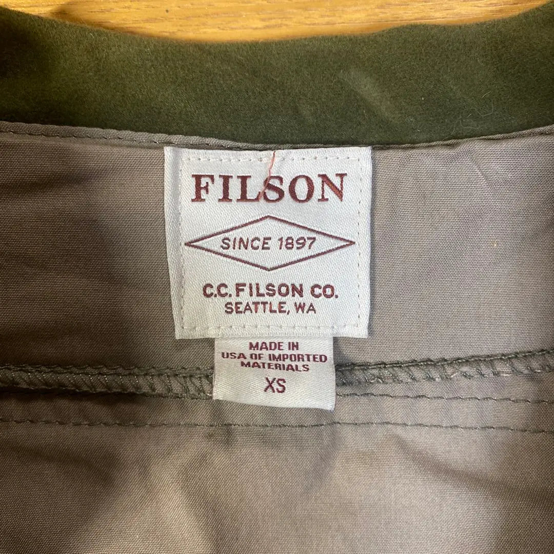 Filson Fishing Vest SIZE XS Used