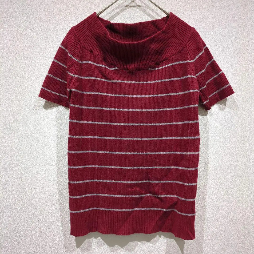 [love&amp;hate] Camisa de manga corta, de punto, roja, a rayas, cuello alto, M, ropa usada