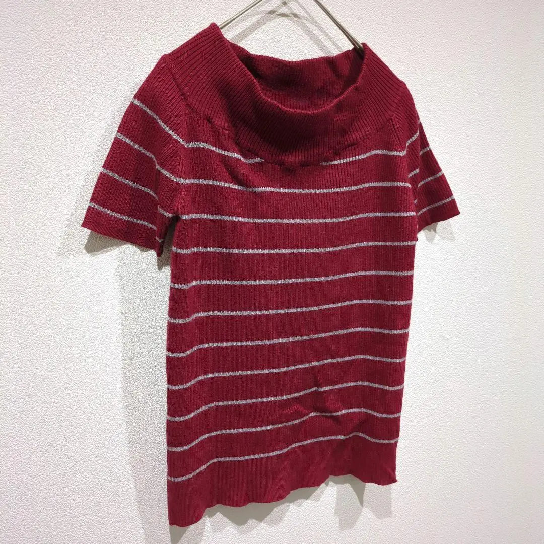 [love&amp;hate] Camisa de manga corta, de punto, roja, a rayas, cuello alto, M, ropa usada