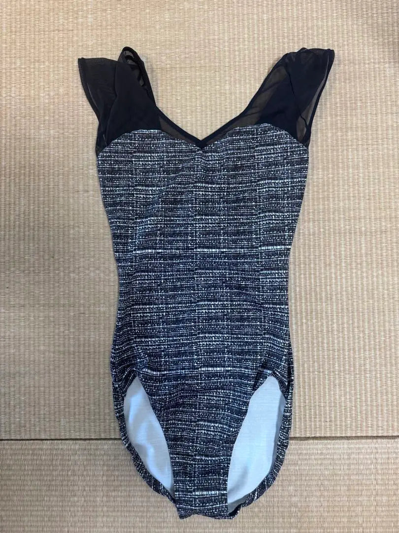 Stina leotard size M