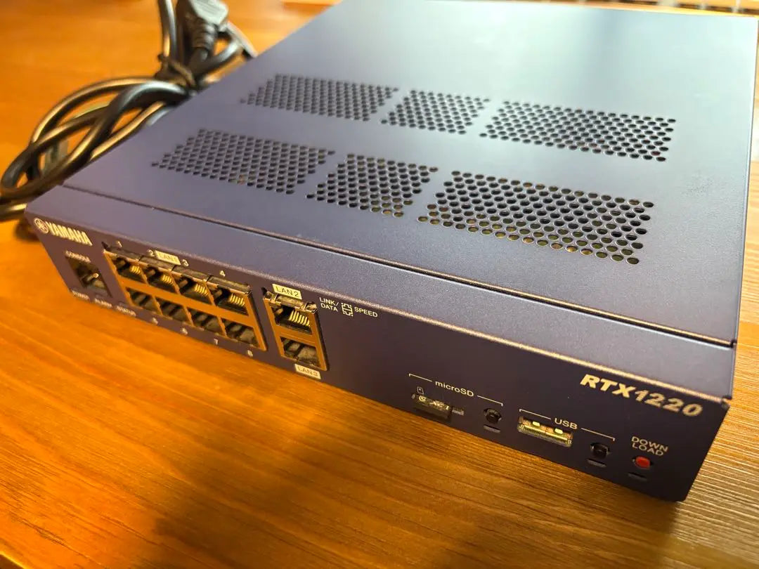 [Used] YAMAHA RTX1220 Wired LAN Router