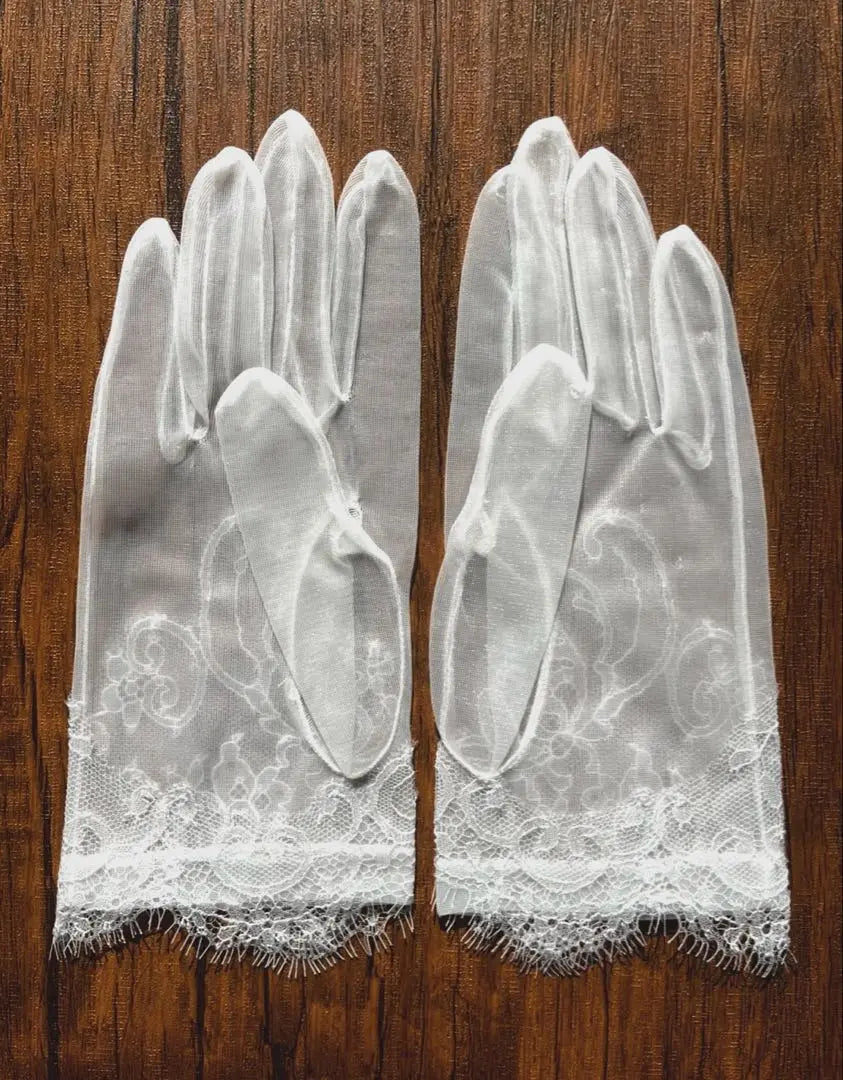 Wedding gloves