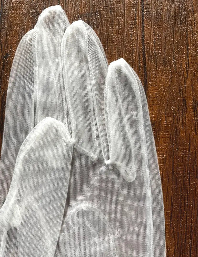 Wedding gloves