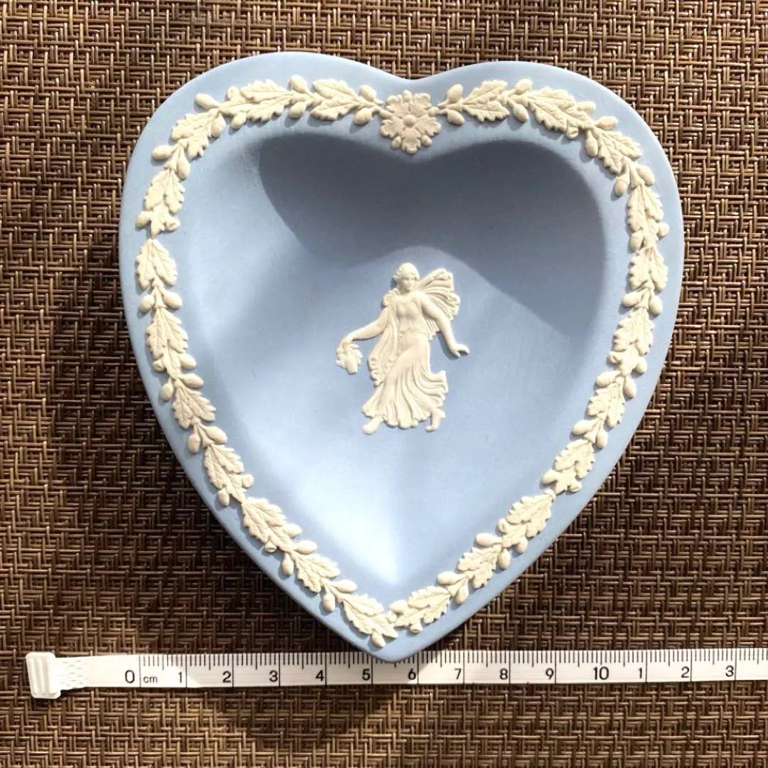 WEDGWOOD Wedgwood Heart-shaped Plate Decorative Plate Antique Retro ①