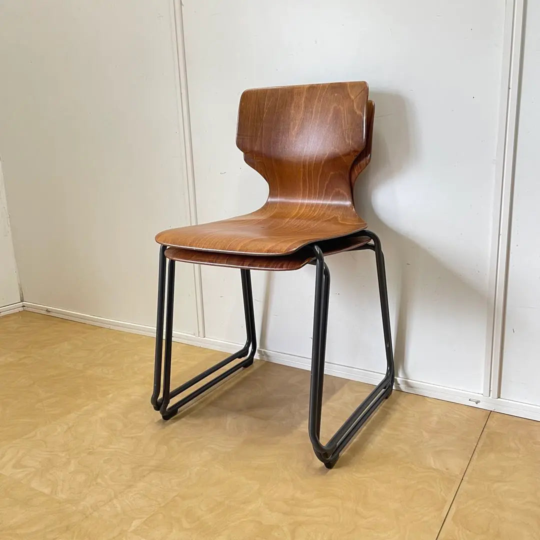 AICHI Pugholz ③ Dining chair Eyepug Stacking Chair Chair | AICHI パグホルツ③ ダイニングチェア アイパグ スタッキング 椅子 チェア