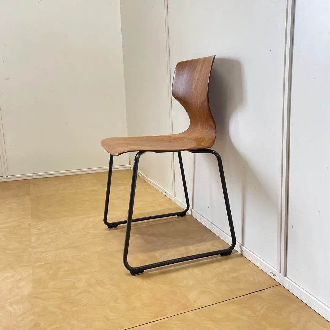 AICHI Pugholz ③ Dining chair Eyepug Stacking Chair Chair | AICHI パグホルツ③ ダイニングチェア アイパグ スタッキング 椅子 チェア