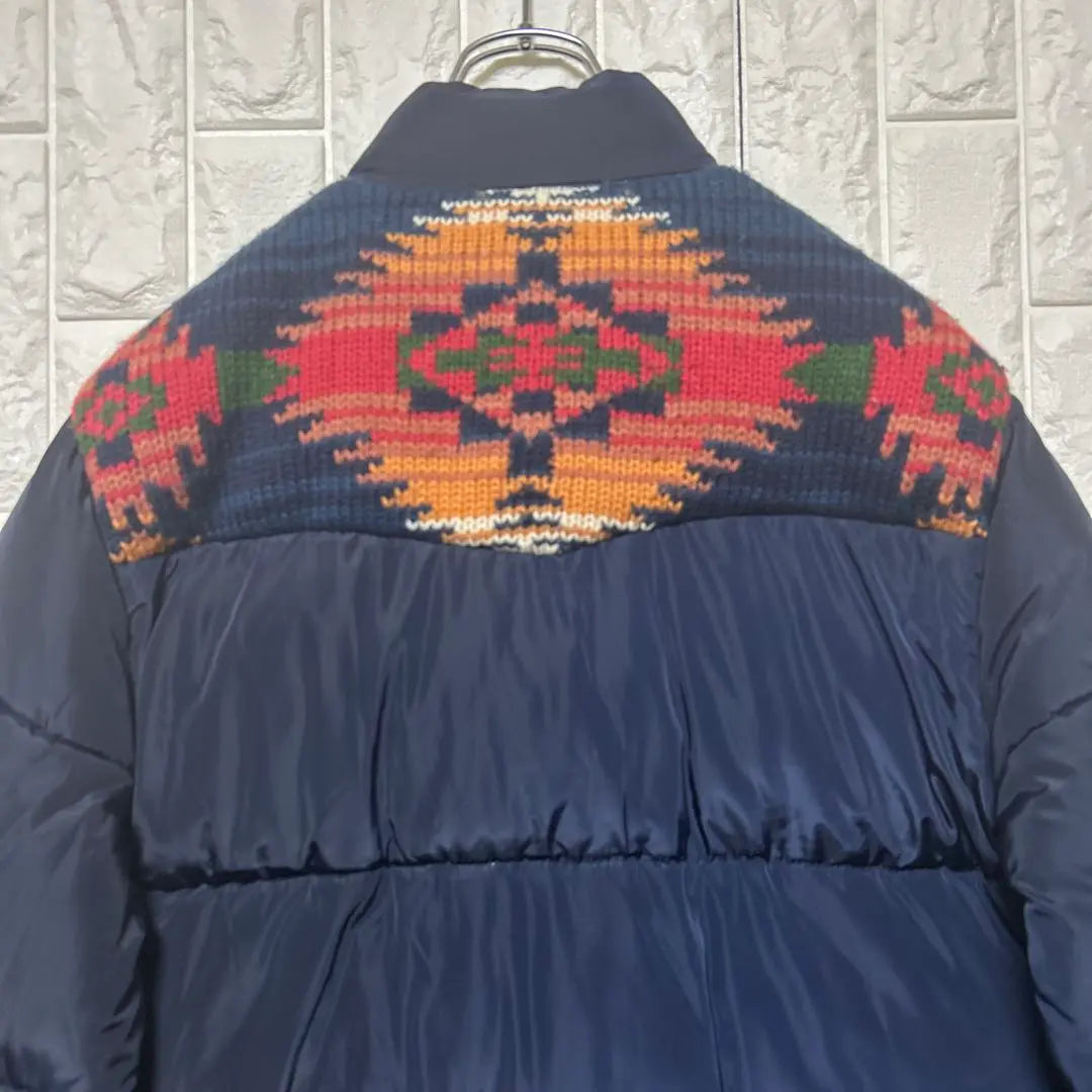 Chaqueta de plumas antibalas azul oscuro