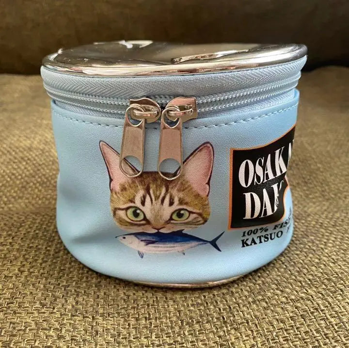 Cat can pouch, blue canned food motif, round makeup pouch, cat goods, very popular