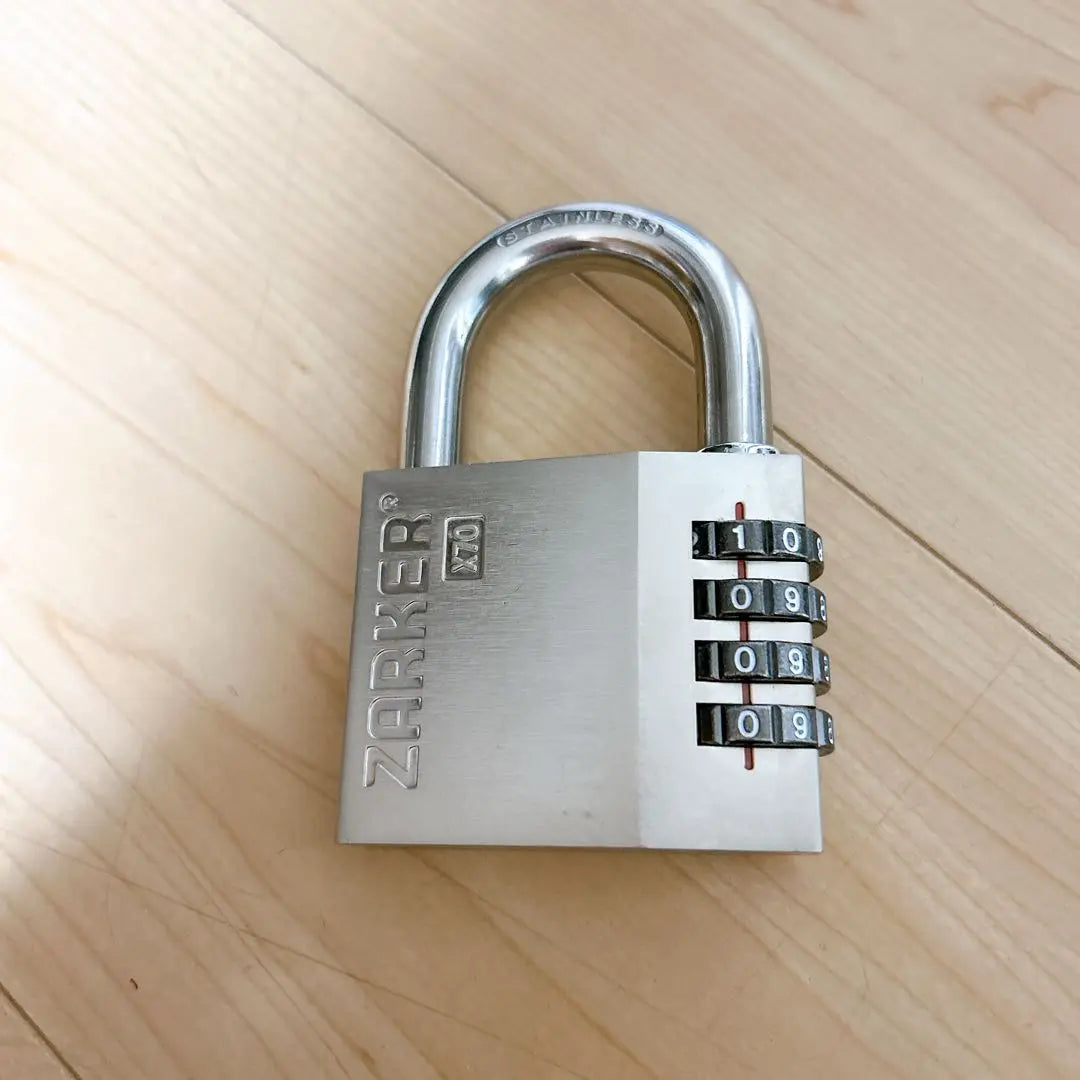 ZARKER 4-digit dial lock padlock