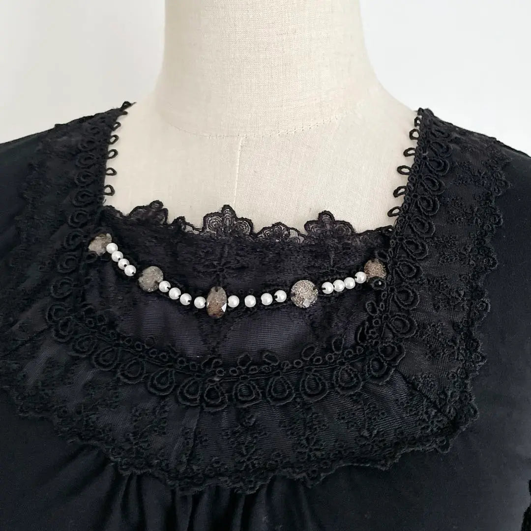 Collar Axies Femme [Buen estado] Mangas de piel con diamantes de imitación y perlas negras