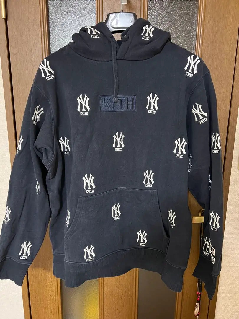 KITH New York Yankees Parker L