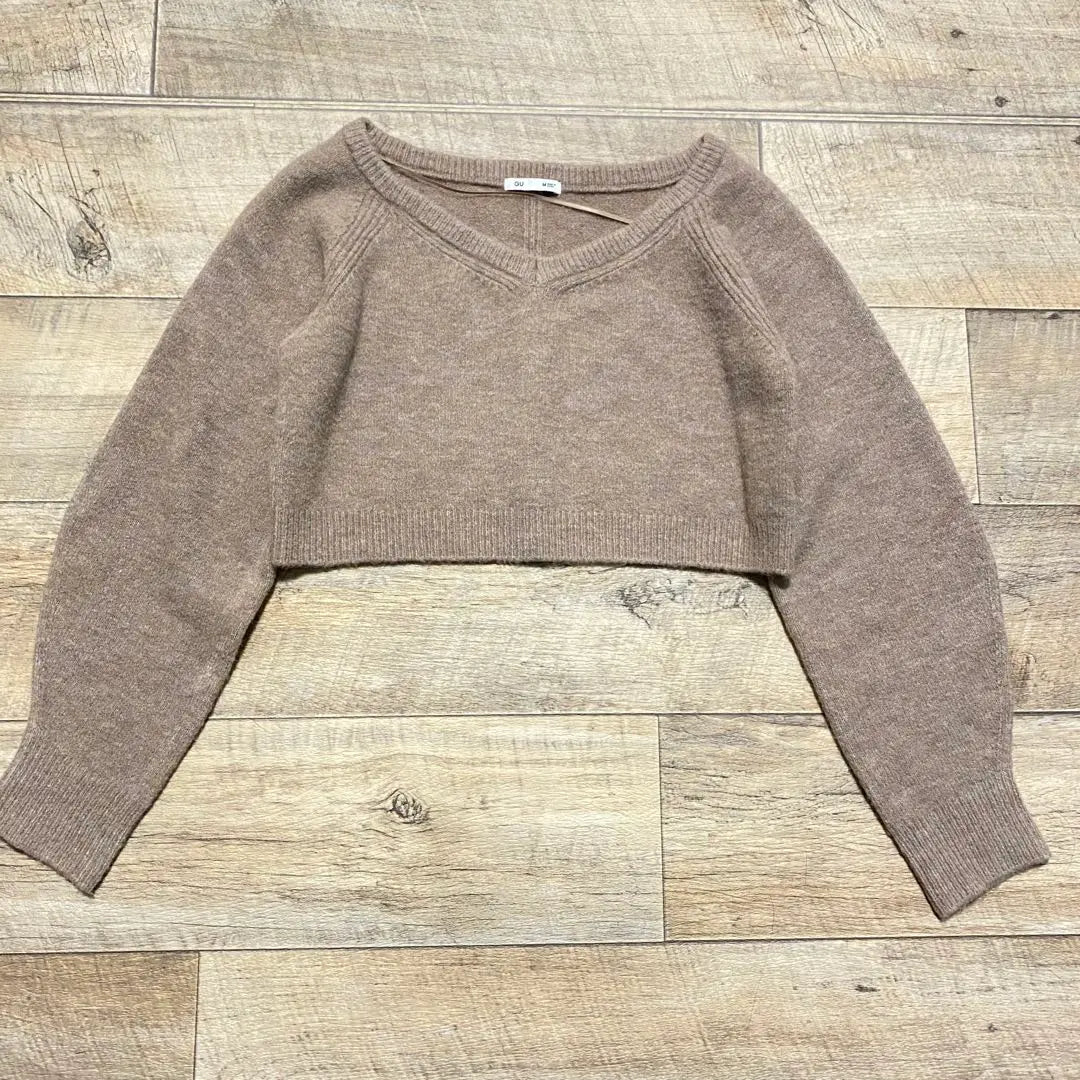 Beautiful condition, almost unused GU women's sweater size M Autumn Winter | 美品 ほぼ未使用 GU レディース セーター Mサイズ 秋 冬