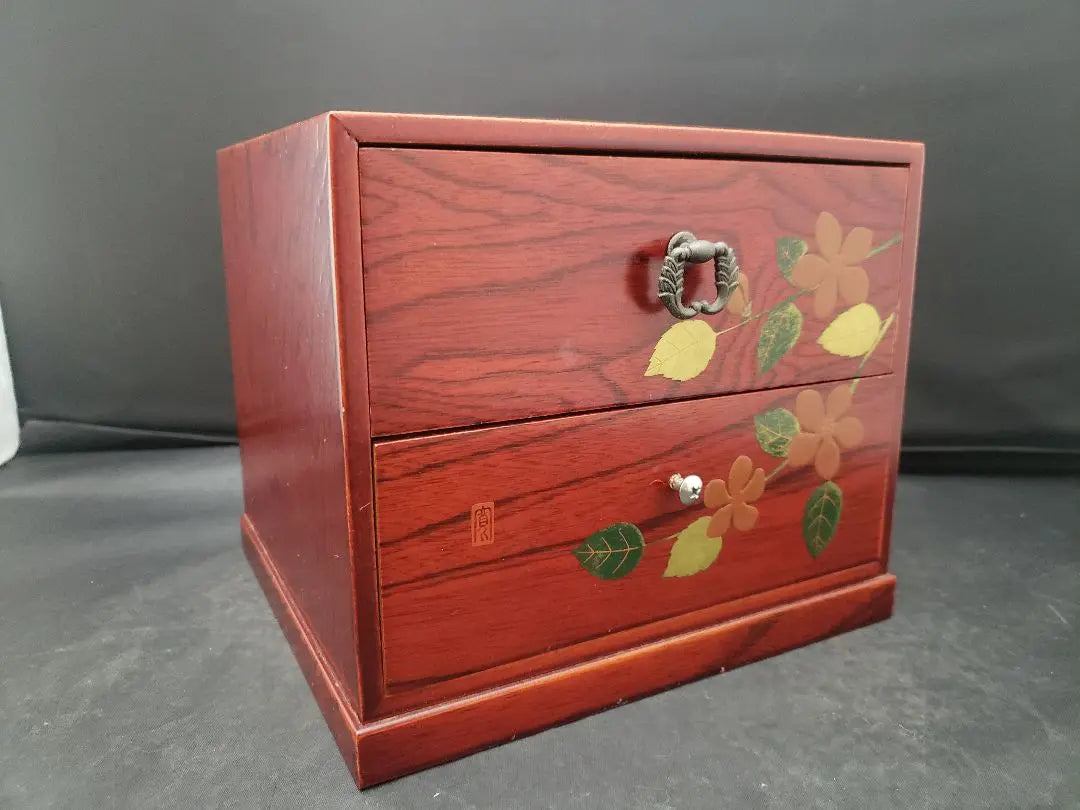 Showa retro small drawers, mini chest of drawers, chest of drawers, makie | 昭和レトロ　小引き出し　ミニ箪笥　チェスト　蒔絵