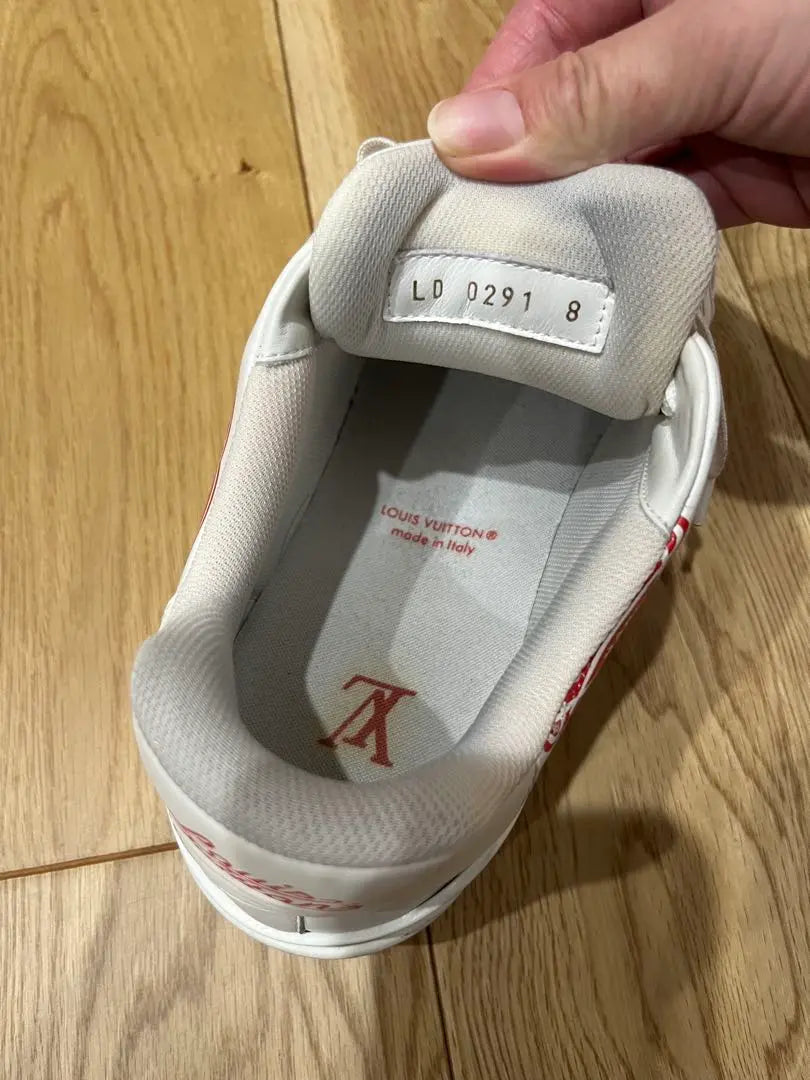 Línea de zapatillas de deporte de corte bajo de LOUIS VUITTON/talla 8