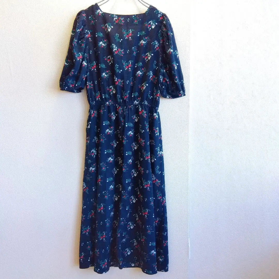 Beautiful condition ✨ Chip clip Navy shirt dress Short sleeve Sheer Transparent Floral pattern