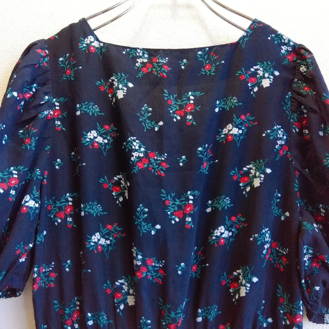 Beautiful condition ✨ Chip clip Navy shirt dress Short sleeve Sheer Transparent Floral pattern