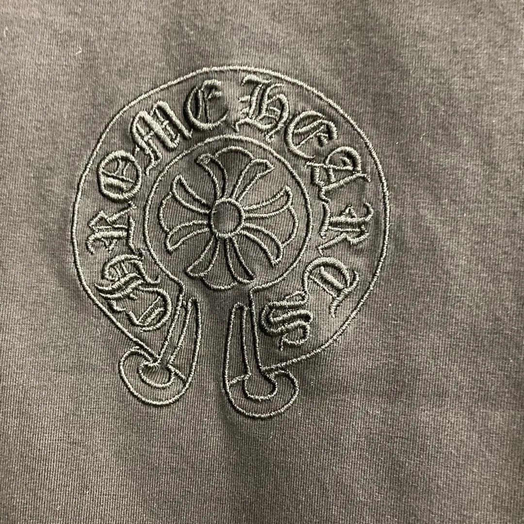 [Chrome Hearts] Camiseta negra de manga corta con bordado en la espalda, talla L, cortada y cosida