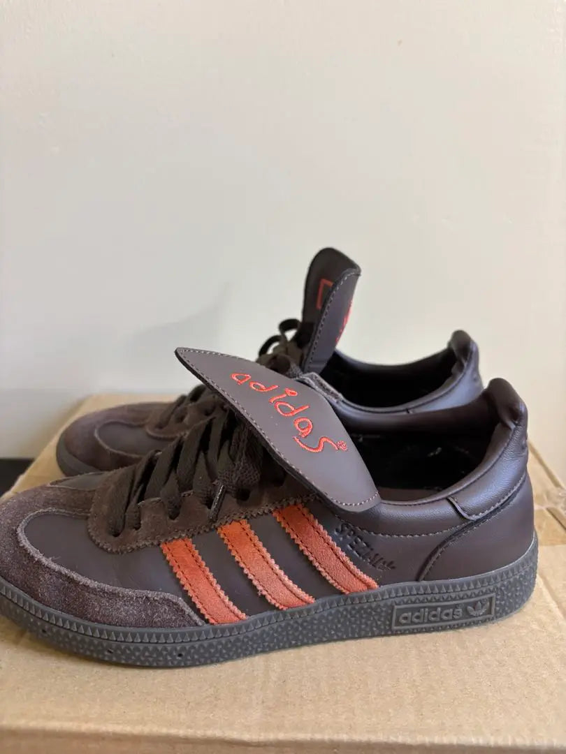 Cera electrónica Shukyu Adidas Balonmano Especial BRN