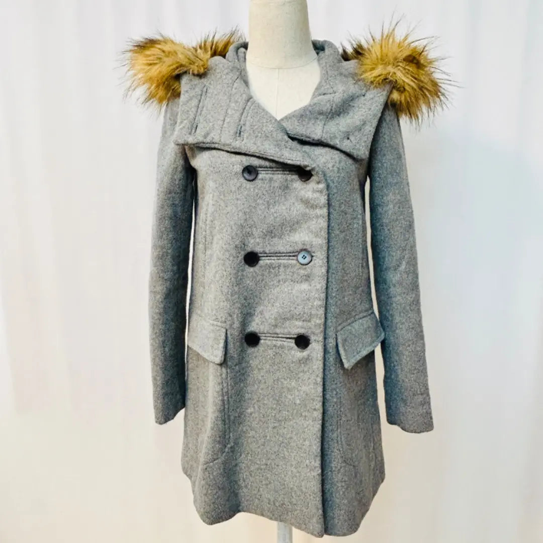 [Buen estado] Zara Basic Eco Fur Food Gris P Food