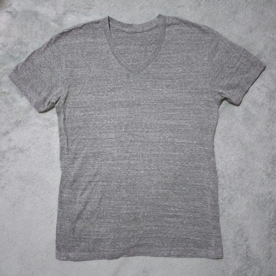 Conjunto de 2 piezas de camiseta lisa de manga corta con cuello en V en color gris y rosa para hombre