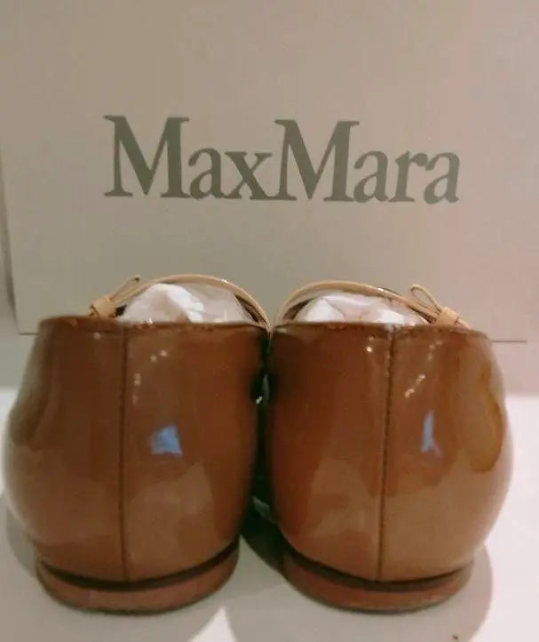 MAXMARA Enamel Open Doe Sandals