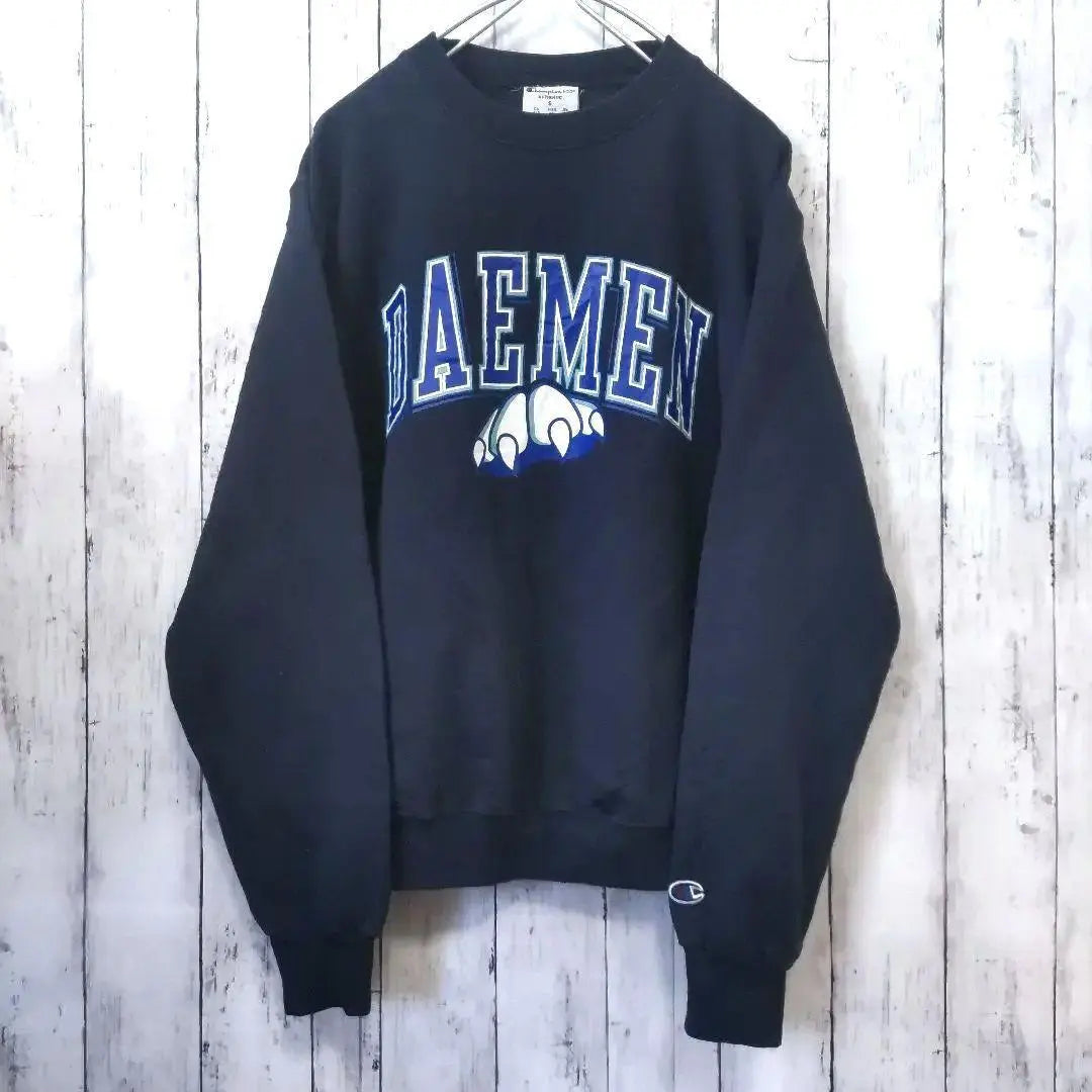 Champion DAEMEN logo embroidered sweatshirt navy S US used clothing