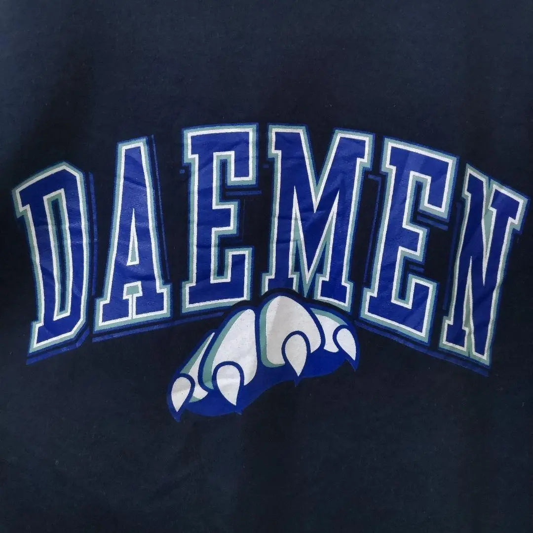 Champion DAEMEN logo embroidered sweatshirt navy S US used clothing