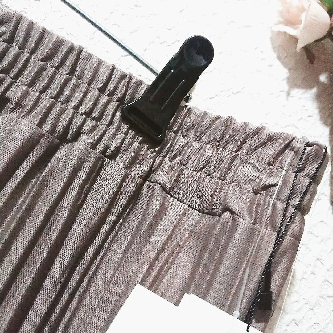 New Avail Dull Mocha Gray Slim Pleated Wide Pants ♥️4L GRL