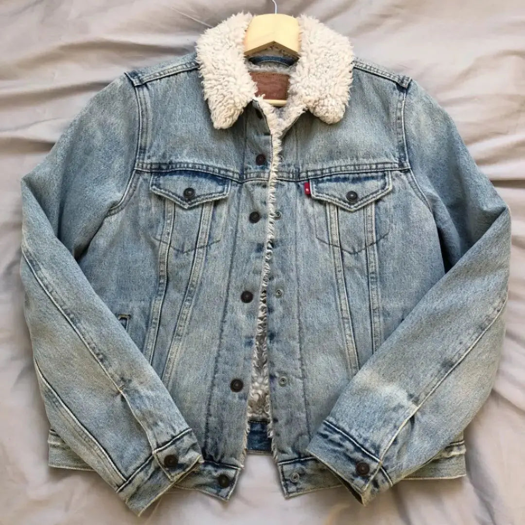 Anonymous delivery - Levi's Boa Jacket Boa Denim Jacket