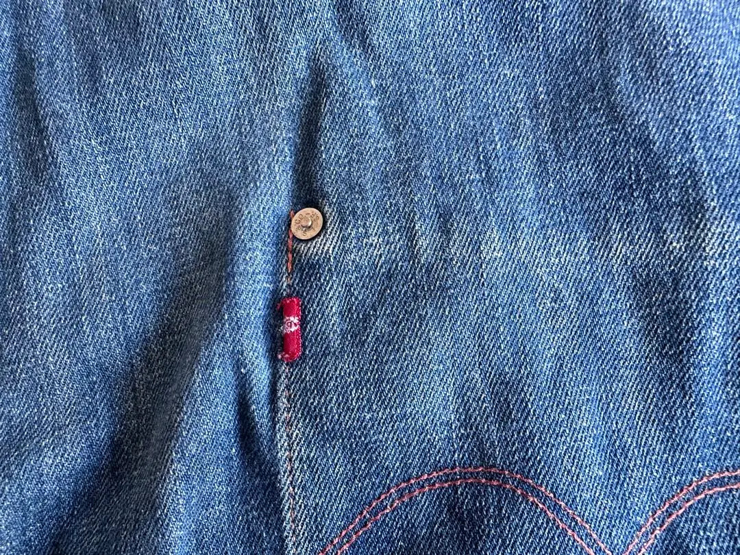 Levi's RED Levi Thread 1st giant