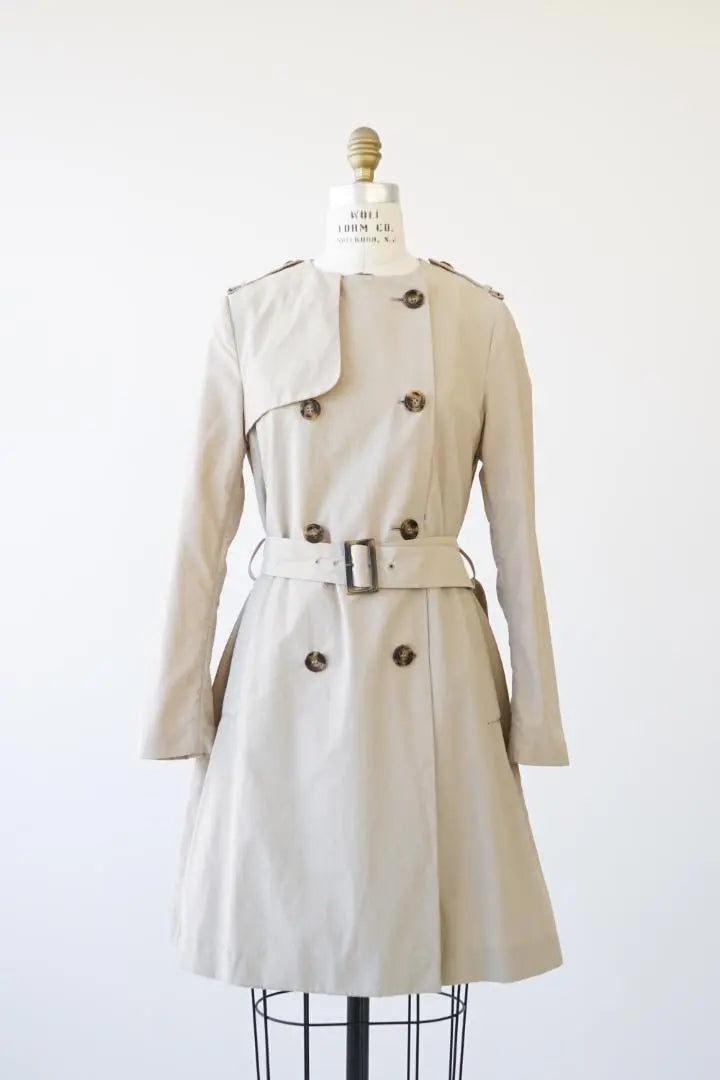 Gabardina sin cuello Moncler Trench PRUMIER de Moncler