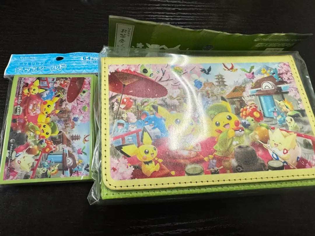 Estuche para jugar a la fiesta del té con el juego de cartas Pokémon