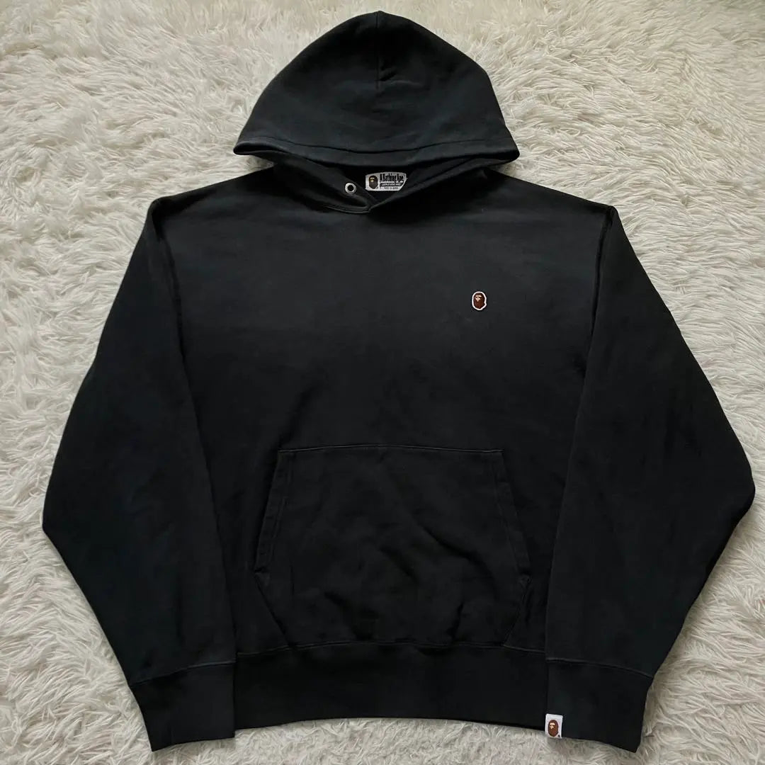 Sudadera con capucha negra con mono bordado y logo de Ape Bape One Point 《El primero en llegar es el primero en ser atendido XL》