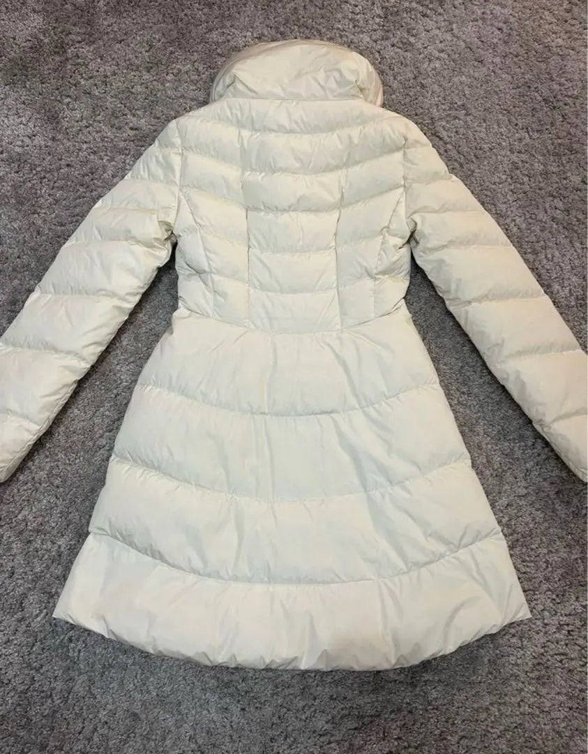 Beautiful silhouette, super beautiful condition, Moncler down coat | 美シルエット　超美品　モンクレール ダウンコート