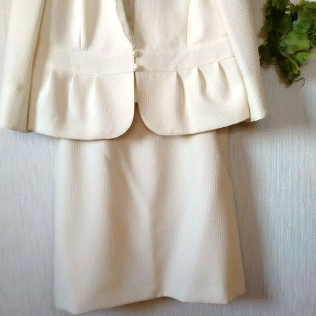 Beautiful white suit entrance ceremony, kindergarten entrance ceremony set-up, 4L tweed ceremony