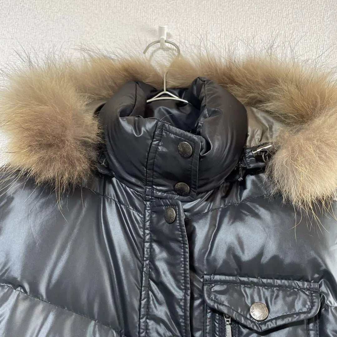 Shimamura Premium Down 90% Fur Hood Removable Perfect for midwinter M