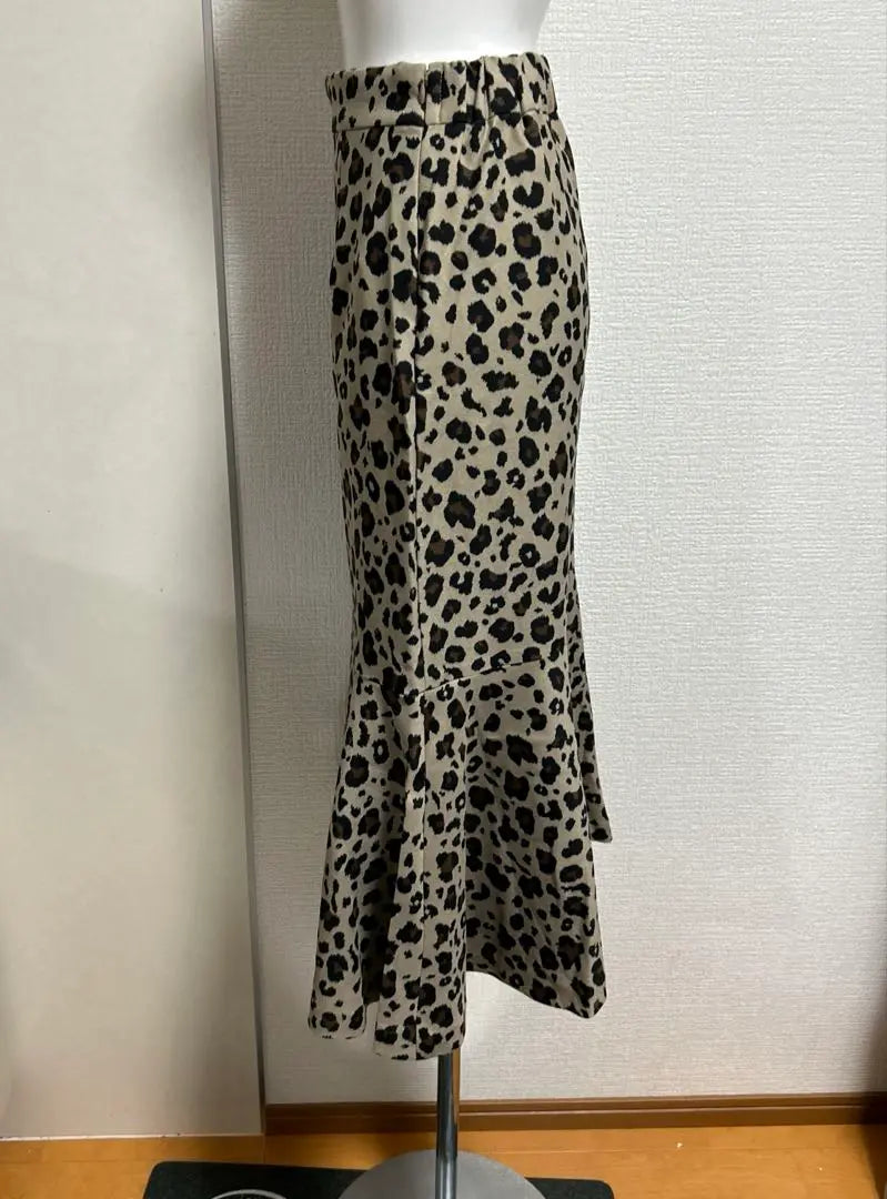 New Women's AZUL BY MOUSSY Leopard Print Long Skirt Good Condition