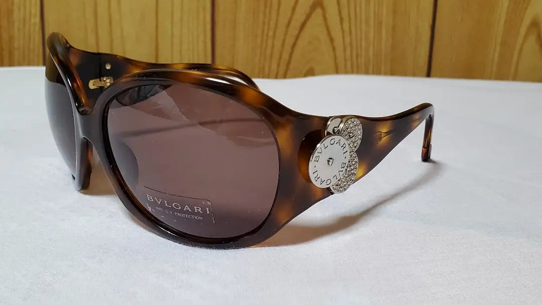 Gafas de sol Bvlgari B-zero Chiclady 4-quartet coin marrón no disponibles oficialmente