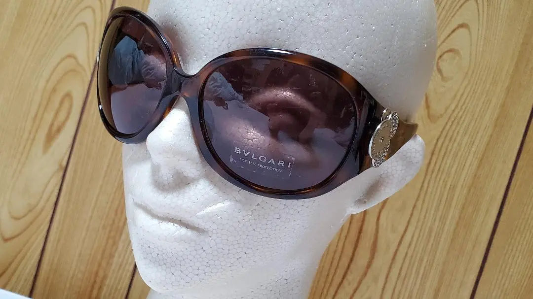 Gafas de sol Bvlgari B-zero Chiclady 4-quartet coin marrón no disponibles oficialmente