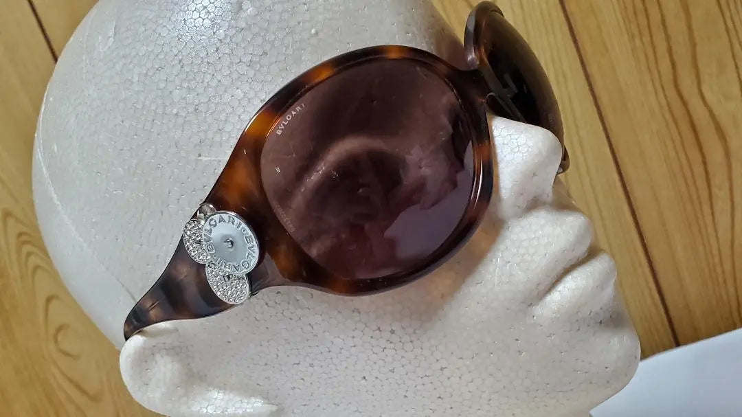 Gafas de sol Bvlgari B-zero Chiclady 4-quartet coin marrón no disponibles oficialmente