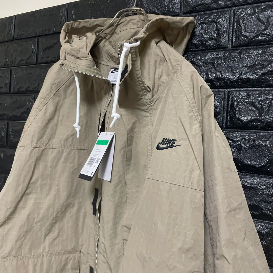 Chaqueta de nailon tipo parka de montaña impermeable de Nike para hombre XXL