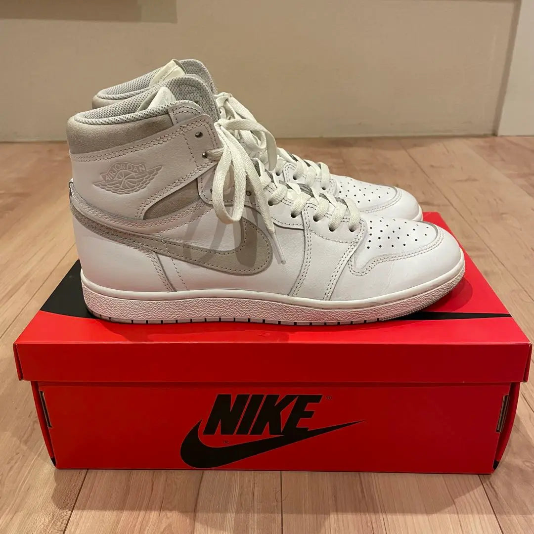 NIKE AIR JORDAN 1 HIGH 85 GRIS NEUTRO