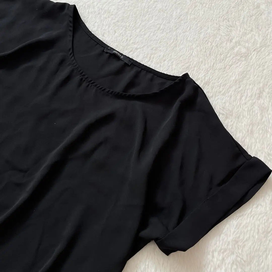 [Forever 21] Sheer top, short sleeve, sheer, thin, beautiful, casual, black